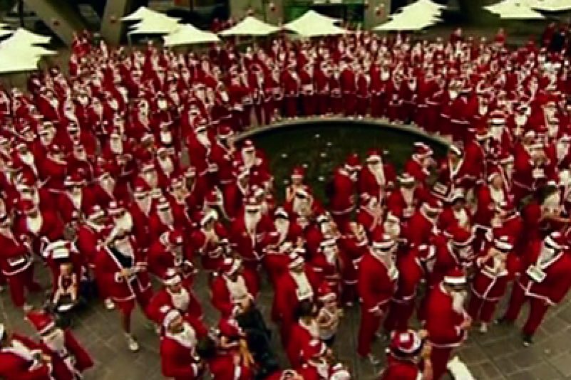 Sydney – Spendenlauf der Weihnachtsmänner