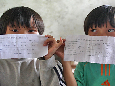 China: 60€ Schmerzensgeld für bleivergiftete Opfer