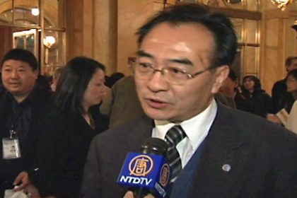 Chinese Communist Party Defector Praises Shen Yun in Philadelphia