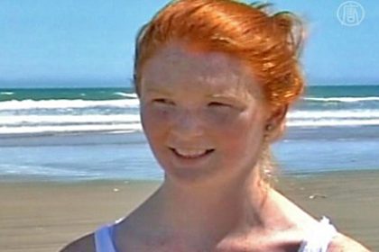 Neuseeland: Mädchen schlägt Hai mit Surfbrett in die Flucht