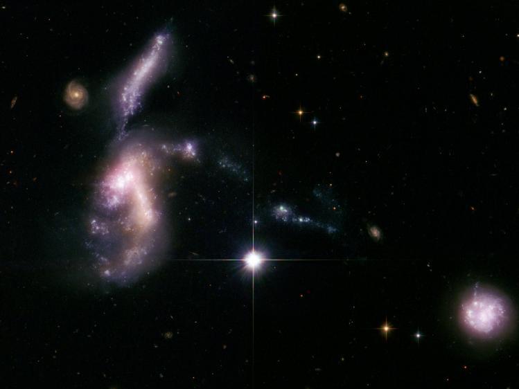 Zwerg-Galaxien verschmelzen zu einer großen