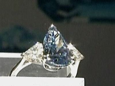 Seltener Blauer Diamant für 6,4 Millionen Dollar verkauft