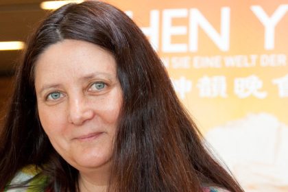 Malerin empfand tiefere Wahrheit bei Shen Yun in Wien