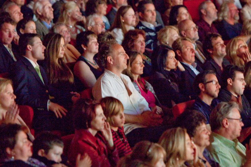 Shen Yun bringt eine Botschaft um die Welt