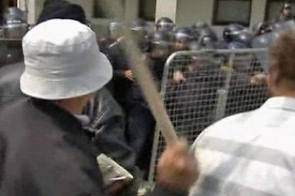 Bosnian War Vets Protest Benefits Cuts
