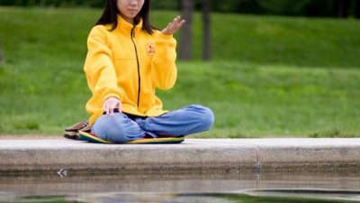Kurze Meditation stärkt Konzentration