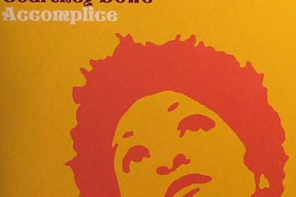 Courtney Dowes Musik erinnert an Tracy Chapman