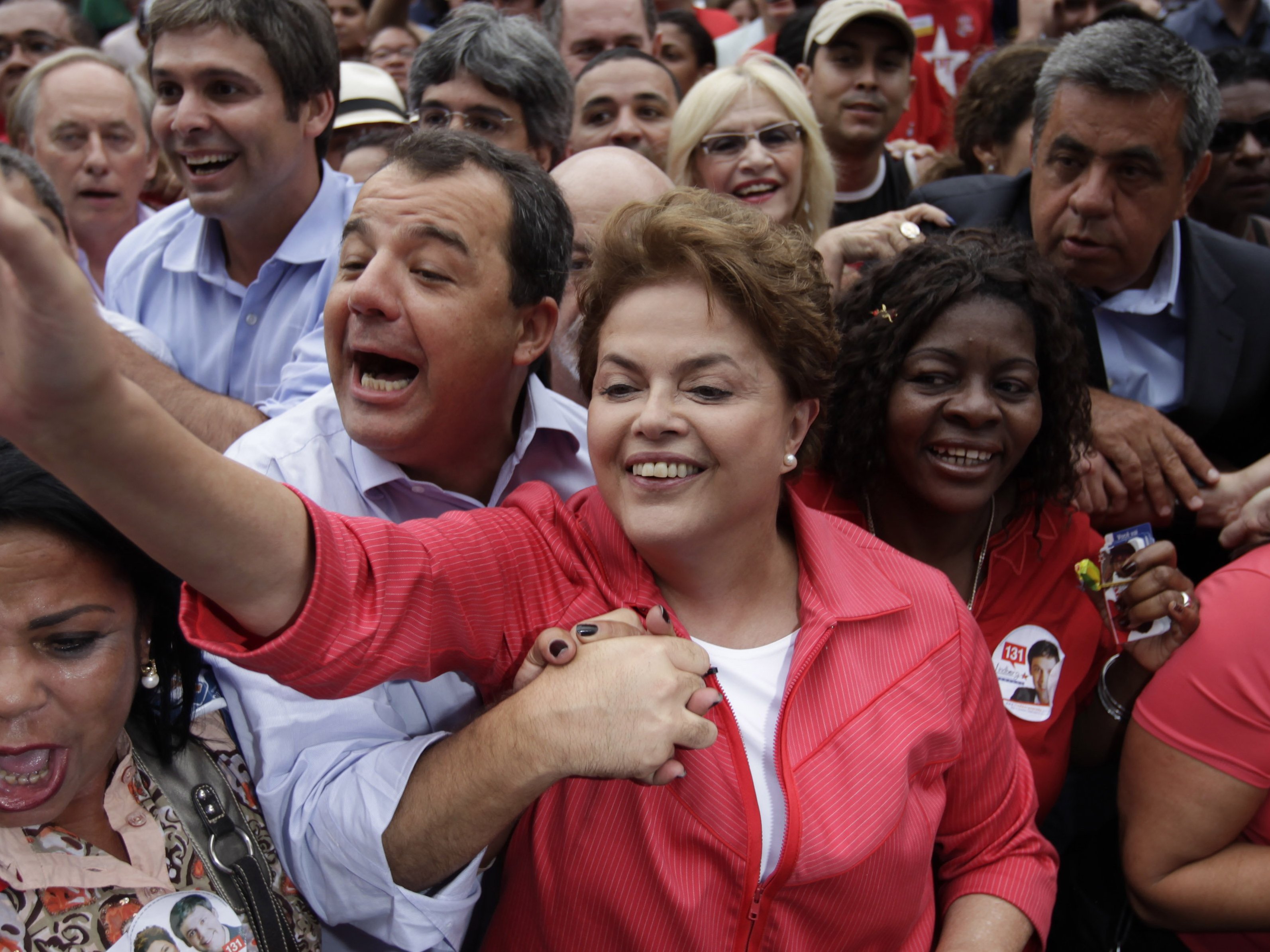 Keine absolute Mehrheit für Rousseff bei Präsidentschaftswahl