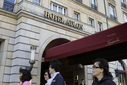 Hotel Adlon und der Eifelturm angeblich Ziele von Al-Kaida