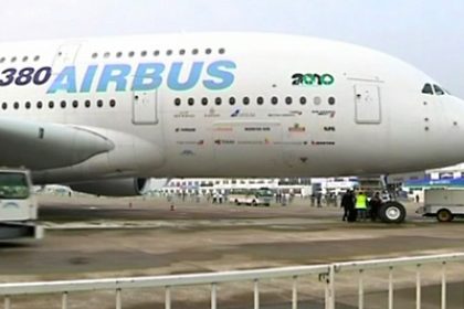 First Chinese Jetliner Makes Debut