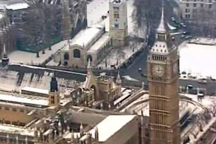 Snow Paralyzes UK