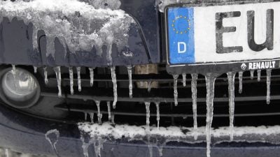 Mit Eiszapfen geziert