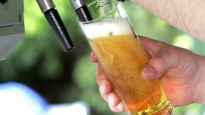 Alkoholkonsum in Deutschland leicht rückläufig