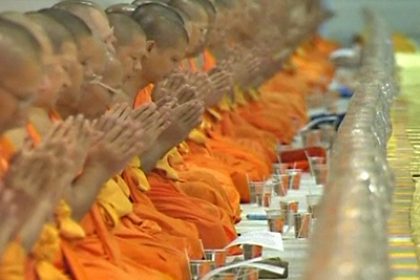 Thais Remember Japan Tsunami Victims