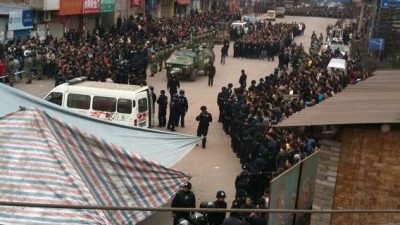 China: Zusammenstoß Tausender Enteigneter mit der Polizei