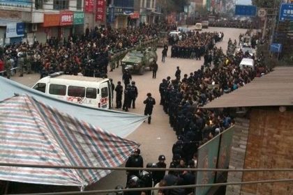 China: Zusammenstoß Tausender Enteigneter mit der Polizei