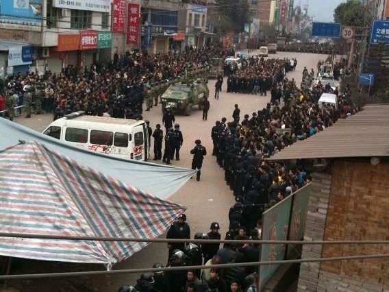 China: Zusammenstoß Tausender Enteigneter mit der Polizei