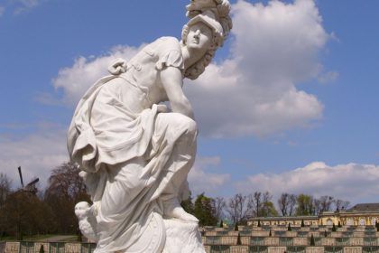 Vollendung des Französischen Rondells im Schlosspark Sanssouci