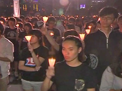 150,000 Commemorate Tiananmen Victims in Hong Kong