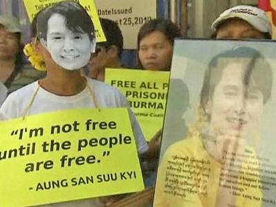 Burma’s Suu Kyi Celebrates Her 66th Birthday in Freedom