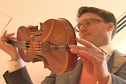 Violin Sold at Record Price for Charity