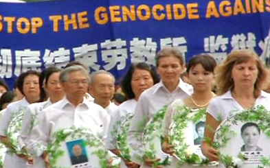 Junge Chinesin nach 12 Jahren Verfolgung in Freiheit