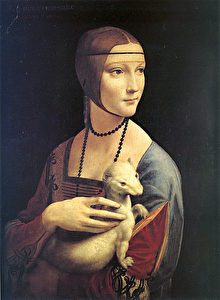 Die Grazie und die unschuldsvollen Augen von Leonardos „Dame mit dem Hermelin“ kontrastieren befremdlich mit dem Tier auf ihrem Arm und dem pechschwarzen Hintergrund. Nur bis 31.10. ist sie der Star der Ausstellung.