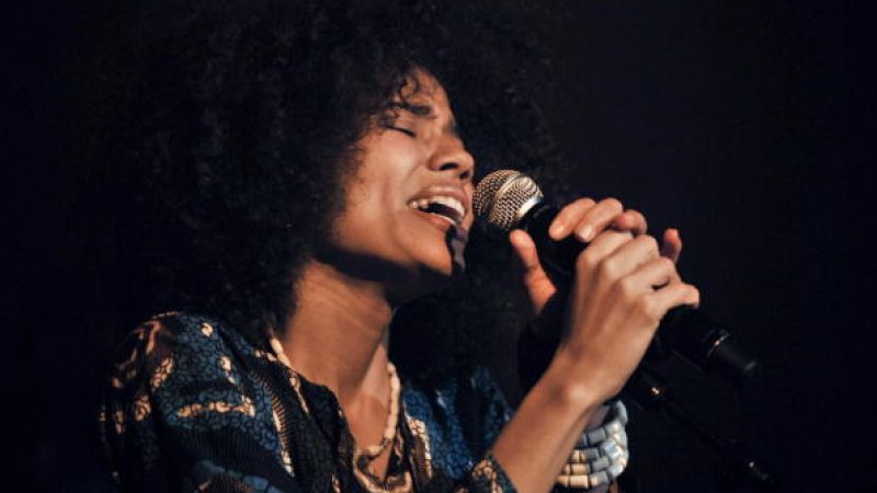 Nneka auf Europatournee