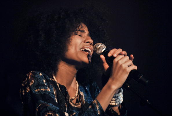 Nneka auf Europatournee