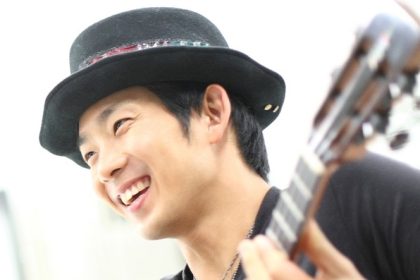 Die Ukulele findet ihren Meister
