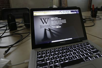Wikipedia und Co. gegen Internetgesetz SOPA – Der Kampf zwischen Urheberrecht und Internetfreiheit