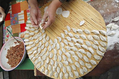Der „Jiaozi“– eine chinesische, traditionelle Leckerei für Freunde und Familie