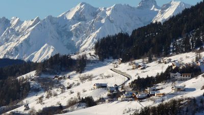 Deutscher überlebt in Tirol 300-Meter-Sturz