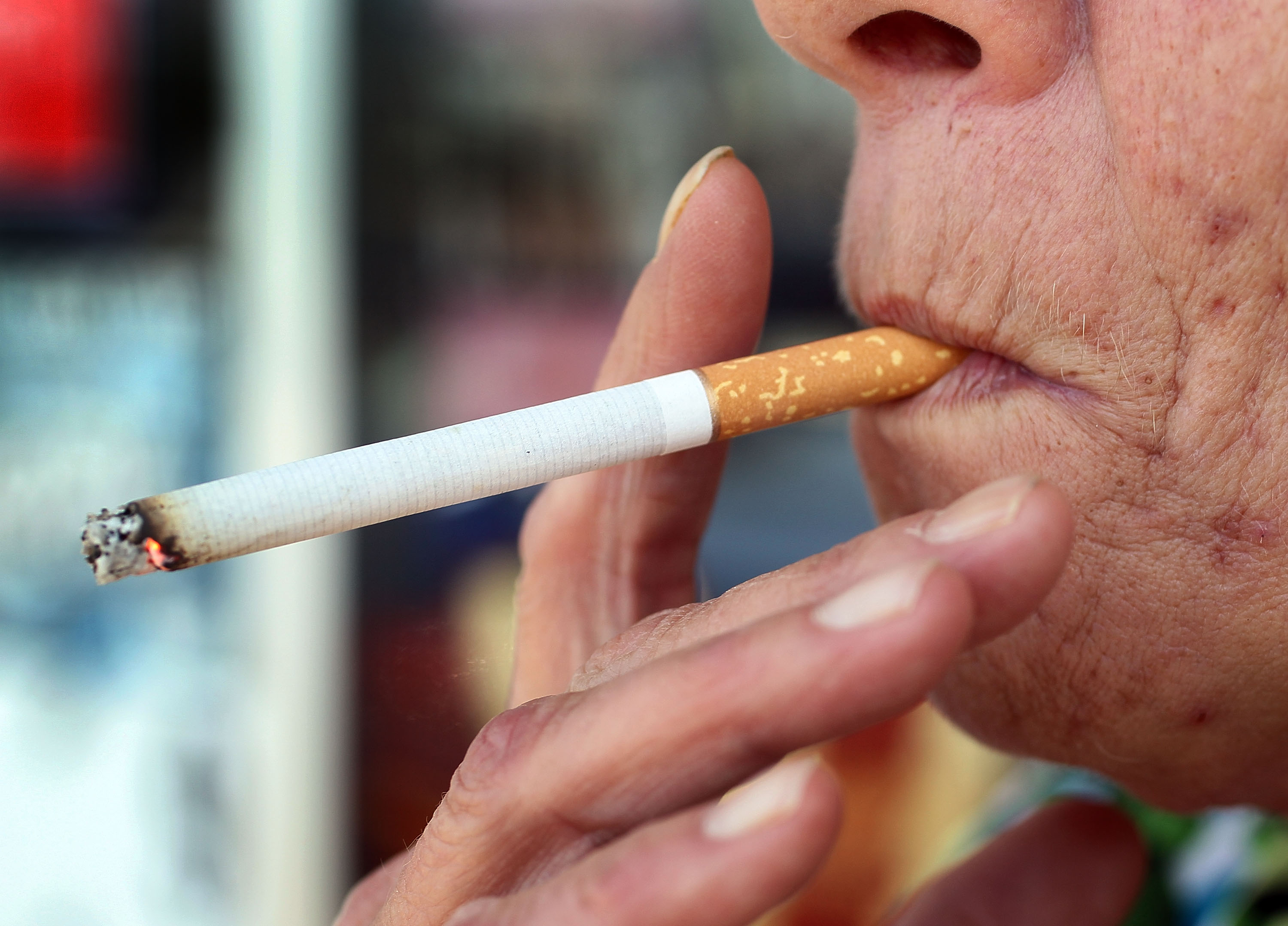 Rauchschwaden: Sind Zusatzstoffe in Zigaretten giftig?