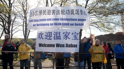 Die Kommunistische Partei ist nicht China – Protest vor Hannover Messe