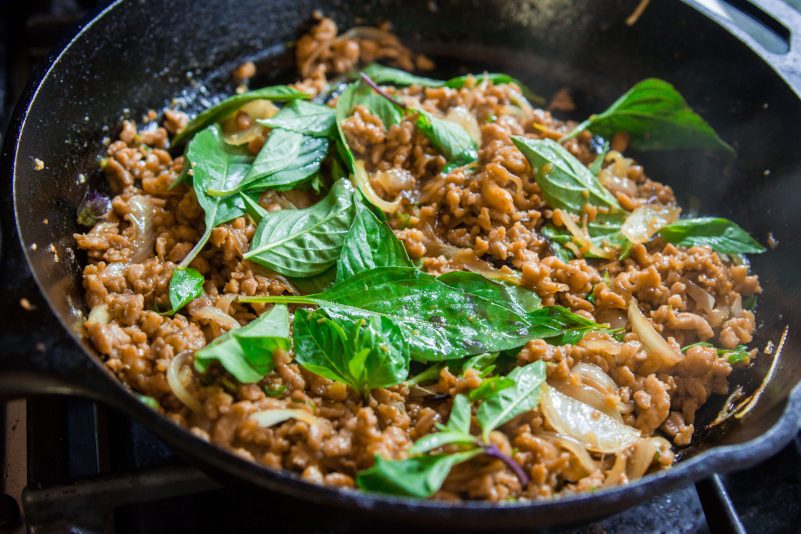 Einfach und lecker kochen mit Thai-Basilikum