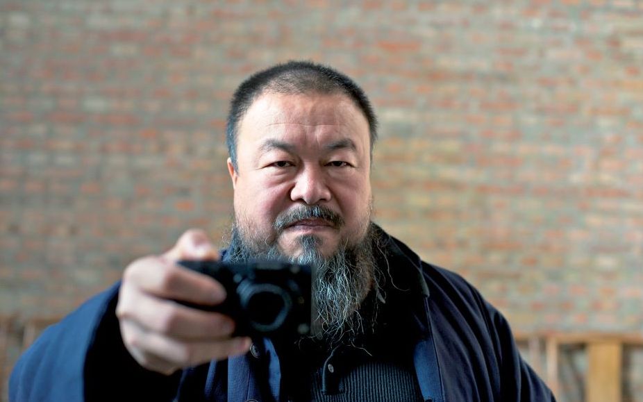 Ai Weiwei in „Never Sorry“ – ein Meister der Flusskrebs-Parties