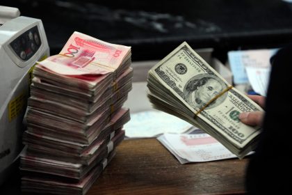 Nackte Beamte aus China sind Weltmeister im illegalen Kapital-Transfer