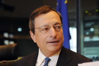 EZB-Präsident  Draghi schürt Hoffnungen auf Zentralbankhilfe