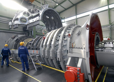 Gas- und Dampfturbinenkraftwerk von Siemens hält 3-fach-Weltrekord