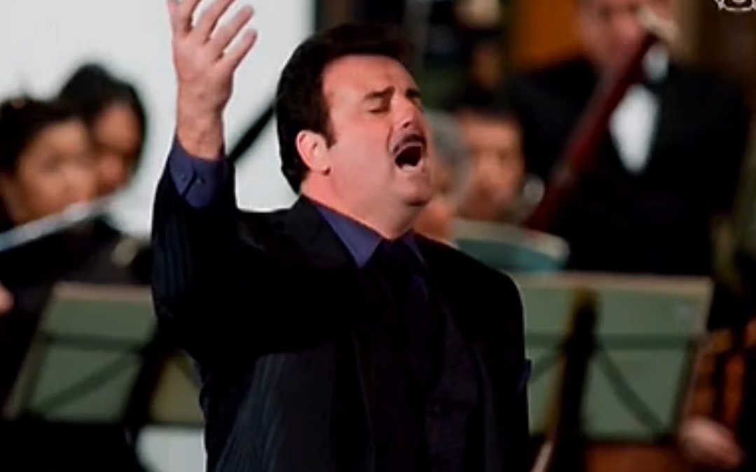 Marcello Giordani beim Konzert von NTDs Gesangswettbewerb