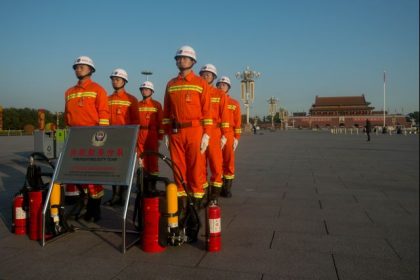 Tausende tibetische Schüler protestieren in  Qinghai für Gleichberechtigung