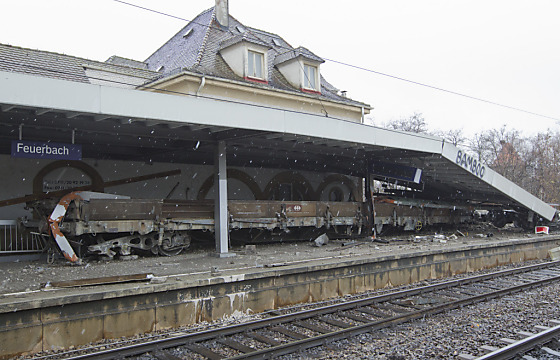 Drei Güterwaggons am Stuttgarter S-Bahnhof entgleist