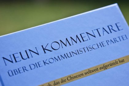 Achter Jahrestag der „Neun Kommentare über die Kommunistische Partei Chinas“
