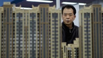 Chinas Beamte stoßen verzweifelt ihre Immobilien ab