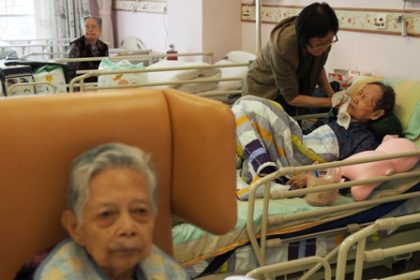Hat Indien in sieben Jahren mehr junge Arbeitskräfte als China?