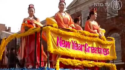 NTD bei Parade zum chinesischen Neujahr in Flushing, NYC