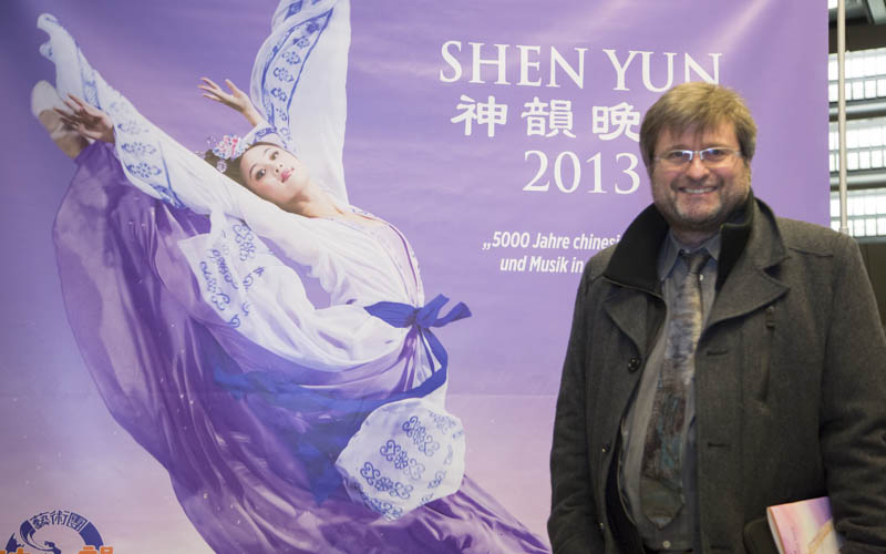 Ein westliches Orchester könnte Shen Yun-Musik nicht  spielen