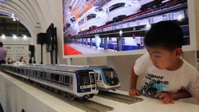 China: Wer begleicht die Schulden des Eisenbahnministeriums?