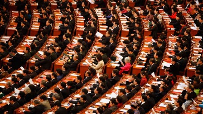 China: Die Volkskongress-Abgeordneten kehren Hilferufen aus dem Volk den Rücken